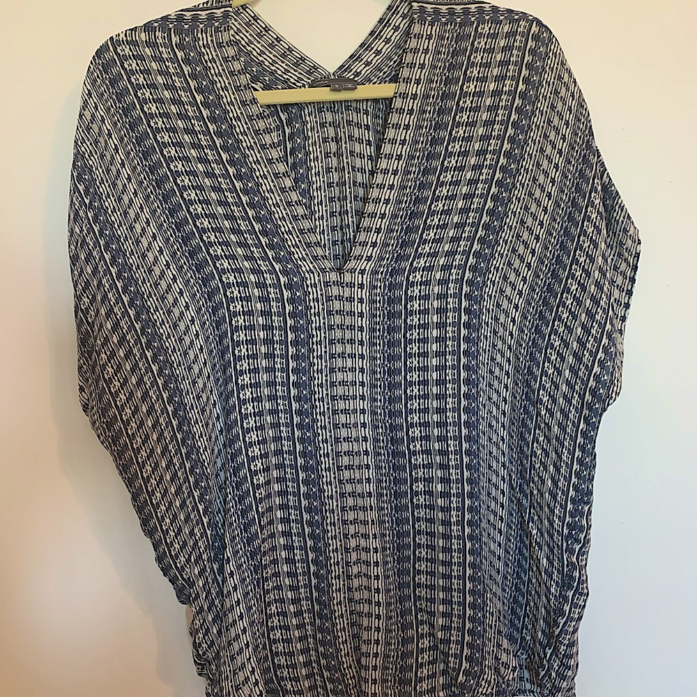 Vince Navy and cream flowy tunic.